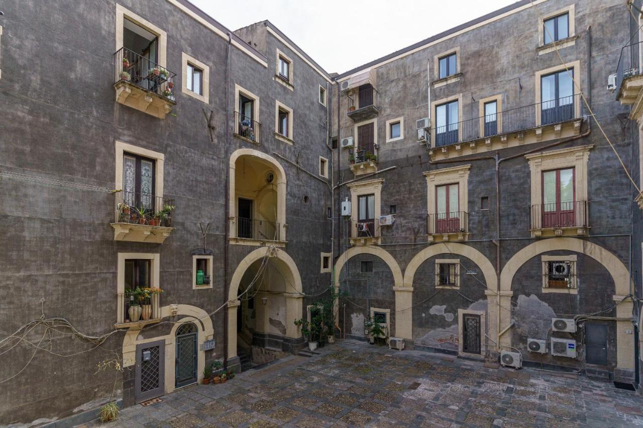 Cortile Montesano Apartment